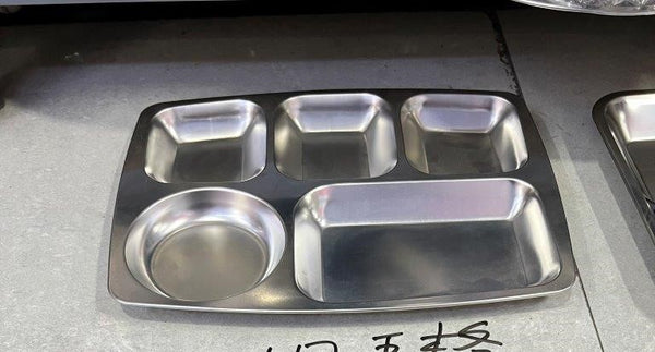 Multicompartment Stainless Steel Lunch Tray Thali 35X26.5 c, (Ctn Box 100 units)